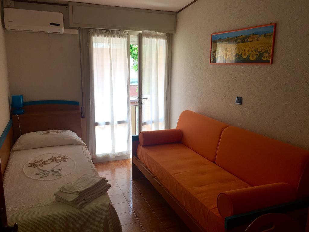 Meuble Lariana Hotel Bellaria-Igea Marina Eksteriør billede